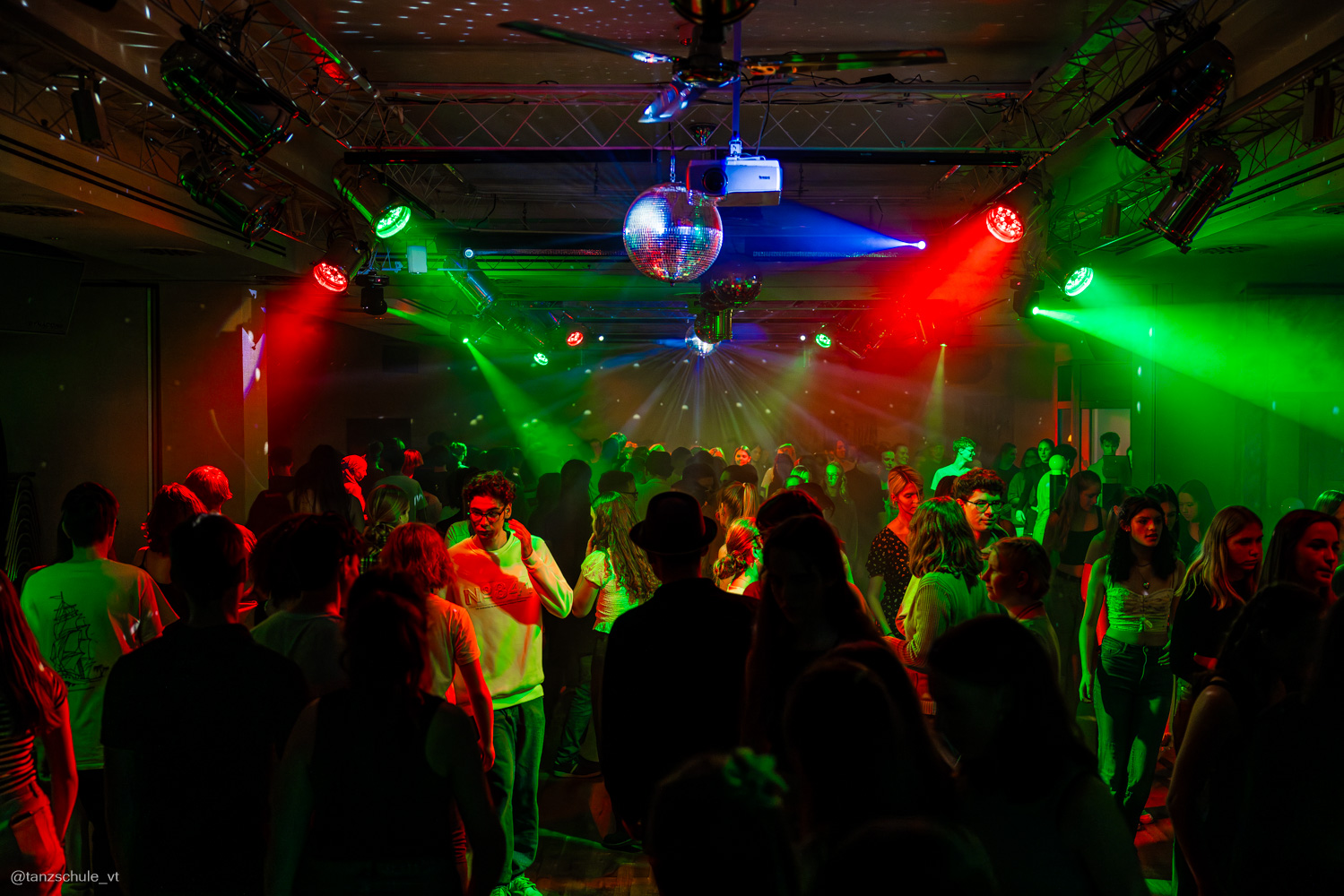 20240420 Huckepack Tanzparty 4674